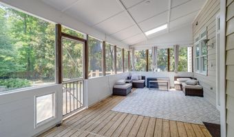 2008 CHESAPEAKE Rd, Annapolis, MD 21409