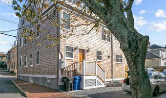 209 Spring St, Newport, RI 02840