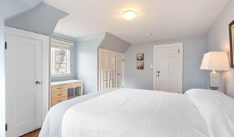 907 1st Dr NW, Austin, MN 55912