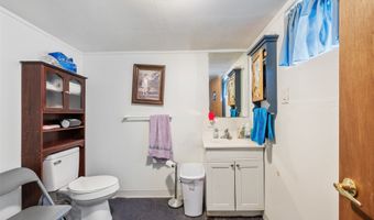 4370 NE 64th St, Altoona, IA 50009