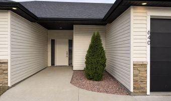 640 S 9th St, Akron, IA 51001