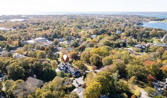 46 CHASTELLUX Ave M6, Newport, RI 02840