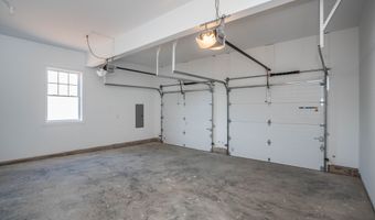 927 High Rd, Berlin, CT 06037