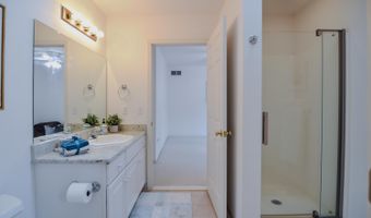 588 Green Rd, Ann Arbor, MI 48105