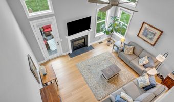 41 Soderman Way 41, Cheshire, CT 06410