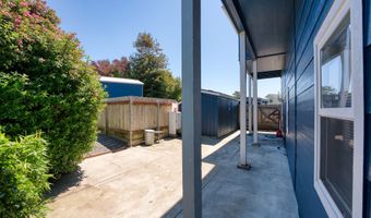 15263 OCEANVIEW Dr, Brookings, OR 97415