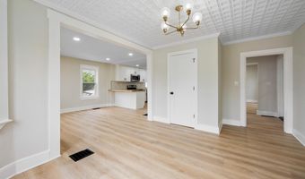 50 14th St, Bangor, ME 04401