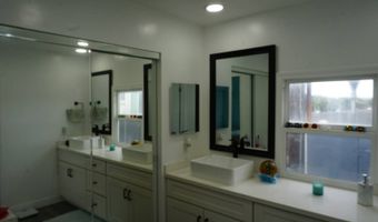 6550 Ponto Dr 5, Carlsbad, CA 92011