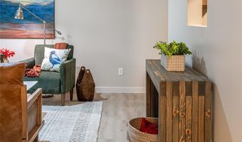 6 Valleywood Ct, Asheville, NC 28803