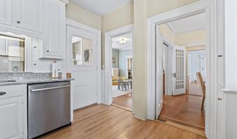23 Chapel St, Augusta, ME 04330
