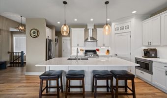 3408 NW Reinhart Dr, Ankeny, IA 50023