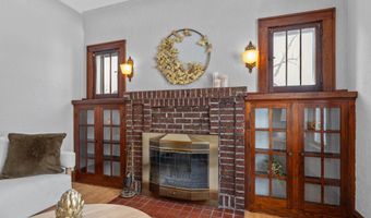 209 W PARKWAY Blvd, Appleton, WI 54911