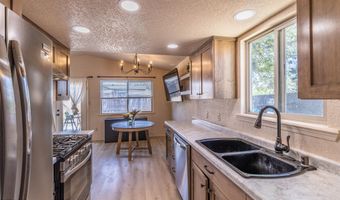 205 MESILLA Dr, Aztec, NM 87410