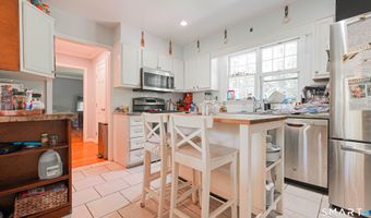 27 Powder Horn Hl, Brookfield, CT 06804
