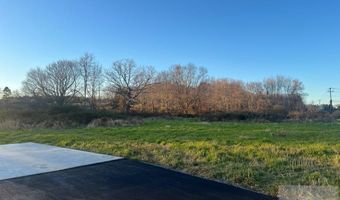 3049 Hinton Rd, Athens, WV 24712
