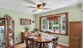 302 Westwinds Dr, Almont, MI 48003