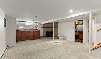 9892 Hubert Ave, Allen Park, MI 48101