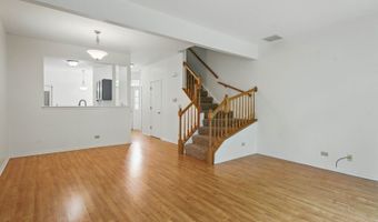 2052 WAVERLY Ln, Algonquin, IL 60102
