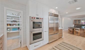 17068 Countess Pl, Encino, CA 91436