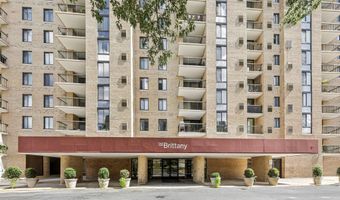 4500 S FOUR MILE RUN Dr 220, Arlington, VA 22204