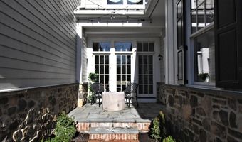 10 RICHARDS Way, Ambler, PA 19002
