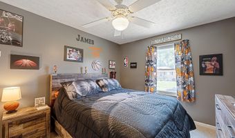 544 Morrvue Dr, Delhi, OH 45238