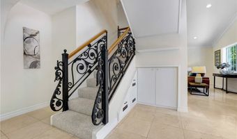 17043 Empanada Pl, Encino, CA 91436
