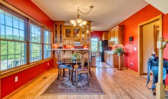 216 Old Wolf Hill Rd, Bethpage, TN 37022