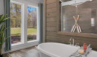 274 Rae Ln, Bonneau, SC 29431