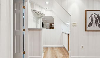 4606 HOLBORN Ave, Annandale, VA 22003