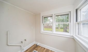 212 Nile Kinnick Dr N, Adel, IA 50003