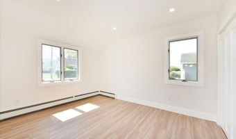79 Columbus Blvd, Amityville, NY 11701