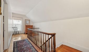 89 Parkview Ave, Bangor, ME 04401