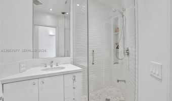 3690 NE 199th St 3690, Aventura, FL 33180