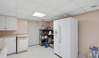 15617 Anne Ave, Allen Park, MI 48101