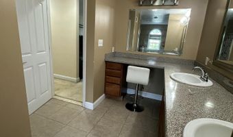 528 Vanderbilt Ave, Bayville, NJ 08721