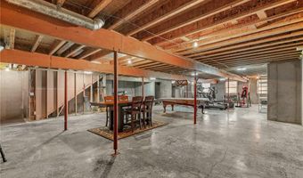 16011 Cedar St, Basehor, KS 66007