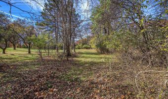 2374 Newport Rd, Ann Arbor, MI 48103