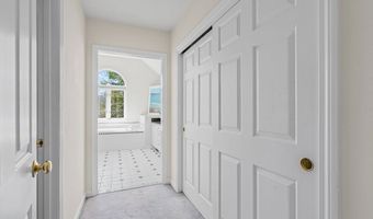 7 Woodfield Rd, Acton, MA 01720