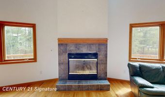 1724 Middle Point Dr, Alger, MI 48610