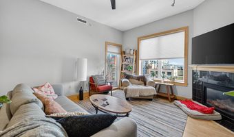360 W Washington Ave 1204, Madison, WI 53703