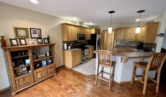 1726 Arthurs Ct, Aberdeen, SD 57401
