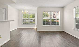 10401 BEACON RIDGE Dr 8-101, Bowie, MD 20721