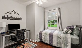 9208 Holly Springs Rd, Apex, NC 27539