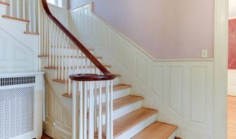 121 Guy Park Ave, Amsterdam, NY 12010