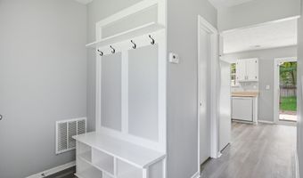 11240 Rotherick Dr, Alpharetta, GA 30022