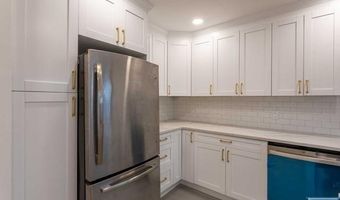 50 S First St, Bergenfield, NJ 07621