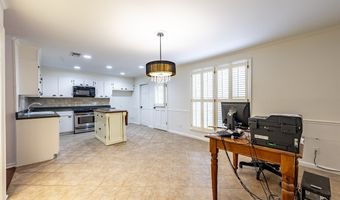 477 Kingswood Ct, Albany, GA 31707
