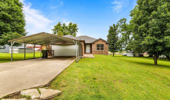 107 W Summit St, Aurora, MO 65605