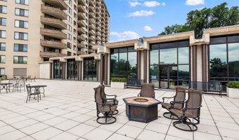5225 POOKS HILL Rd 1819N, Bethesda, MD 20814